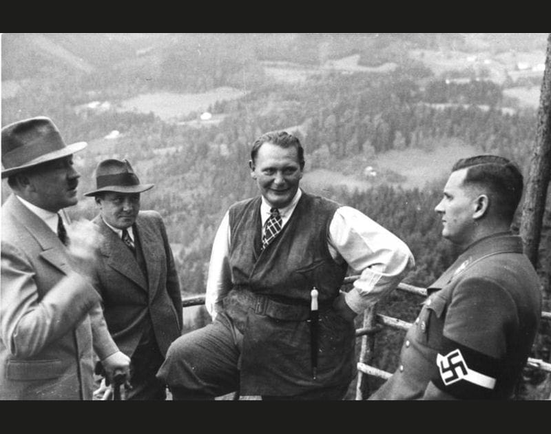 Avril 1945 : la fuite &agrave; Berchtesgaden ?