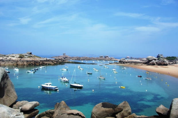 Le petit port de Trégastel