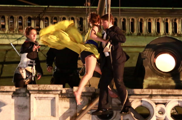 Quand les femmes s'accrochent à lui