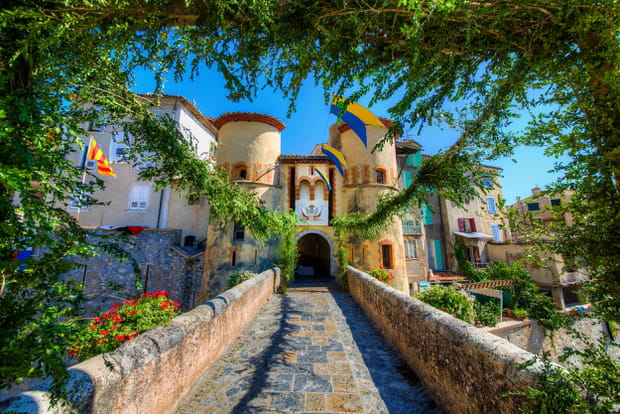 Entrevaux, joyau caché des Alpes de Haute-Provence