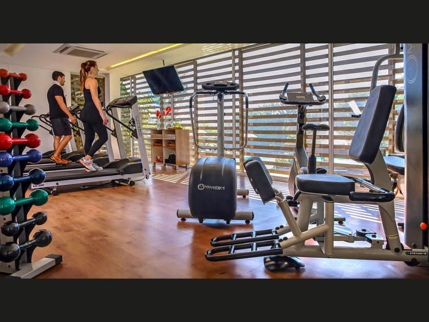 Une salle de sport &eacute;quip&eacute;e