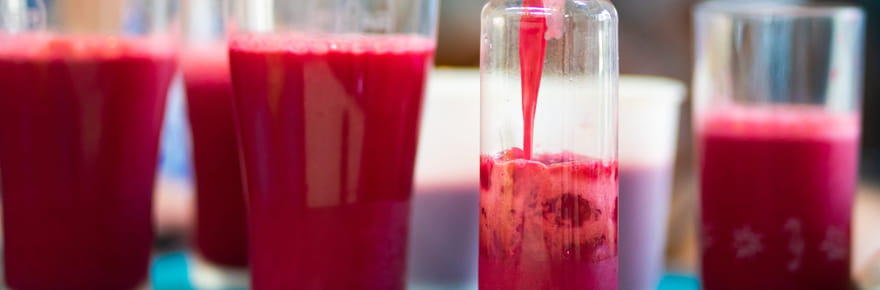 Orange, citron et...&nbsp;: ce jus rouge est parfait, c'est le meilleur pour traverser l'hiver sans coup de mou