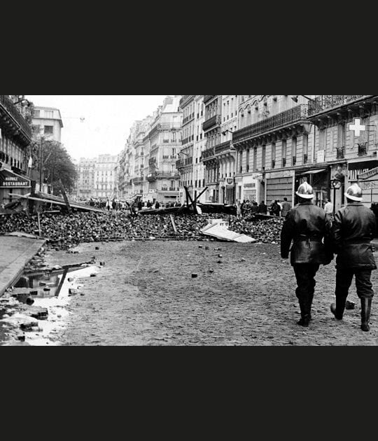 Le 10 mai : les barricades