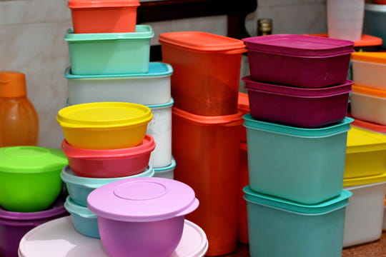 Adieu aux mythiques bo&icirc;tes en plastique&nbsp;: pour son grand retour, Tupperware lance un produit qui n'a rien &agrave; voir