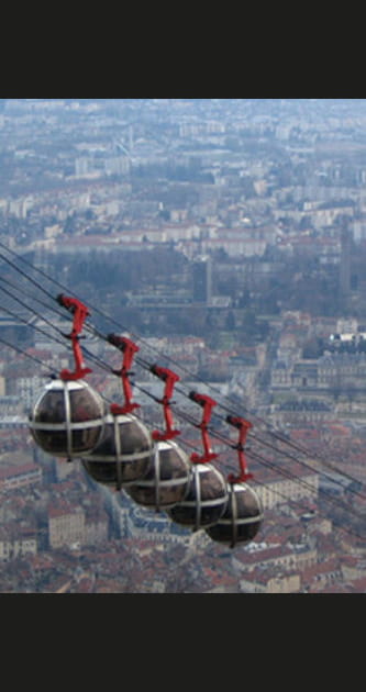 7e&nbsp;: Grenoble, des&nbsp;montagnes et&nbsp;un air pas si pur