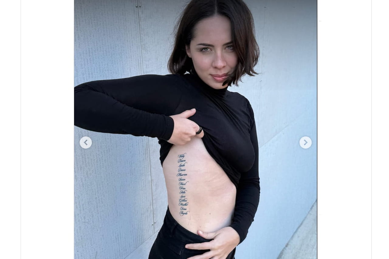 Elle se fait tatouer les prénoms de toutes ses anciennes belles-mères, "les personnes qui comptent sans doute plus pour moi..."