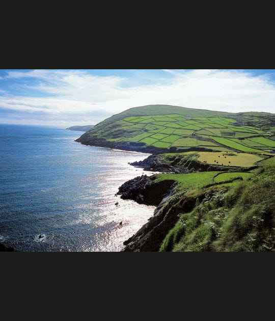 C&ocirc;tes irlandaises vues du ciel