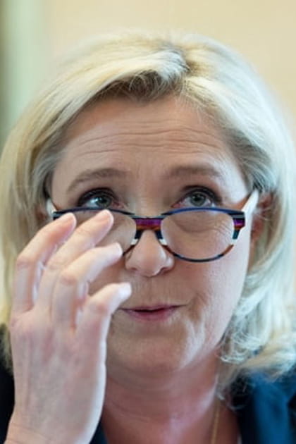 Dipl&ocirc;mes&nbsp;: la &quot;f&ecirc;tarde&quot; face &agrave; l'&eacute;narque