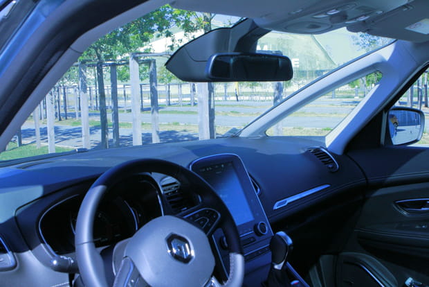 De la lumière et de l'espace à bord