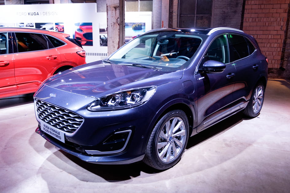 Ford lance son offensive &eacute;lectrique avec le Kuga