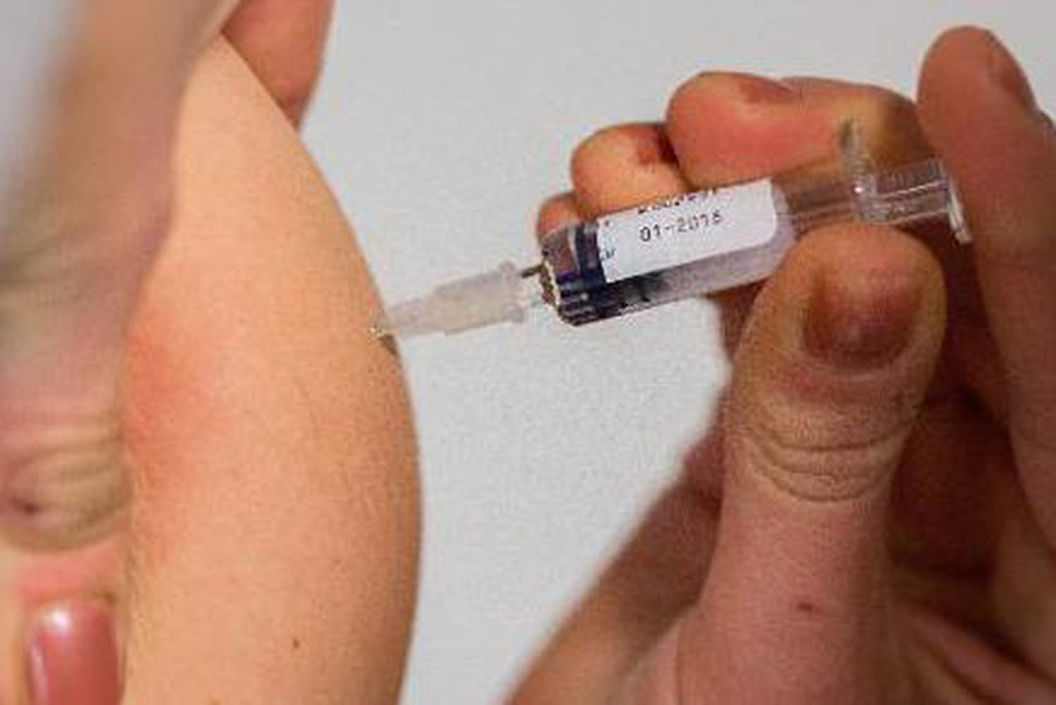 Vaccin DTP Polio : vraiment dangereux pour les bébés ?