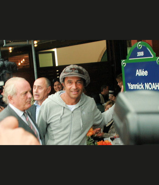 Une all&eacute;e Yannick Noah