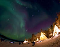 Sous les étoiles : Les aurores boréales du Canada