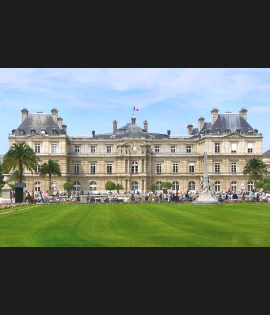 Palais princier pour s&eacute;nateurs fran&ccedil;ais