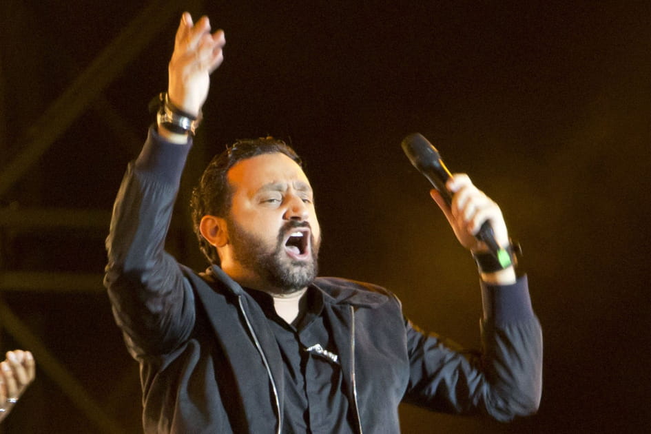 Cyril Hanouna : &quot;J'en ai marre des donneurs de le&ccedil;ons&quot;