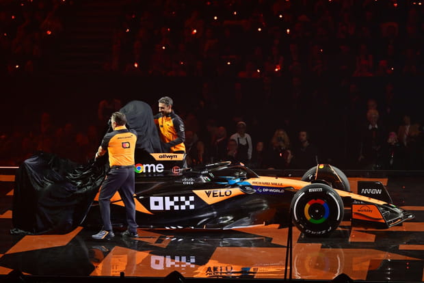 Une touche de bleu sur la McLaren, championne du monde surprise en 2024