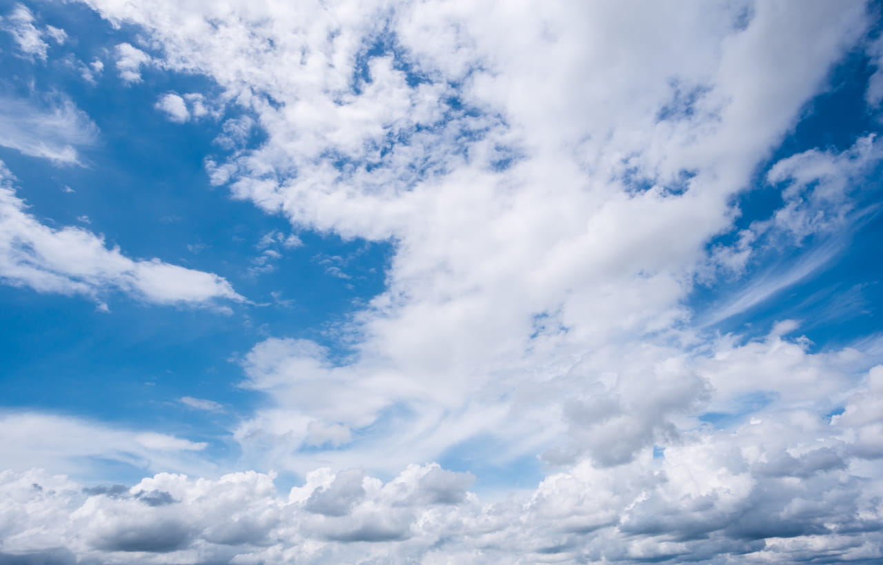Météo : le redoux est là, mais la France se coupe en deux (et pas comme on l'imagine)