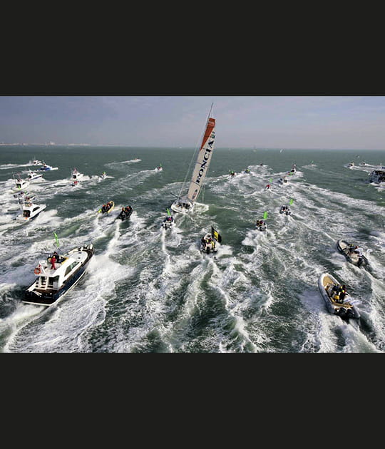 Cort&egrave;ge en mer