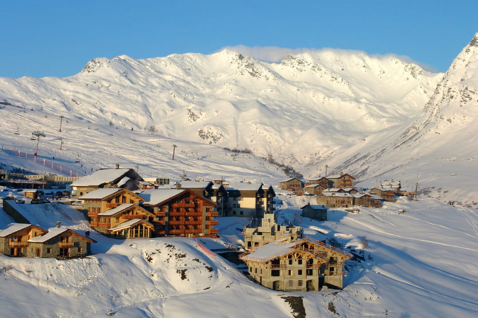 La Rosi&egrave;re, une adorable station b&acirc;tie dans le plus pur style savoyard