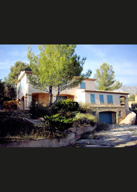 Une bastide de 300&nbsp;m&sup2; &agrave; Aubagne (Bouches-du-Rh&ocirc;ne)