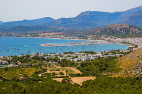 C'est le village secret des Bal&eacute;ares, ses plages sont superbes et le bord de mer encore sauvage