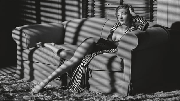 Gigi Hadid, pensive dans le Calendrier Pirelli 2019
