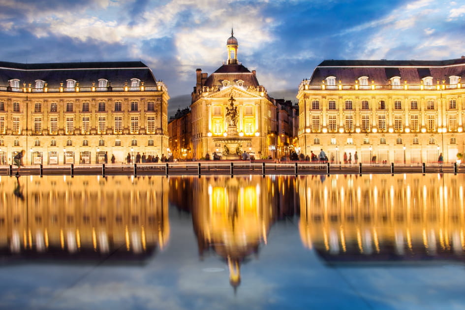 Le miroir d'eau de Bordeaux, un endroit f&eacute;erique &agrave; voir absolument