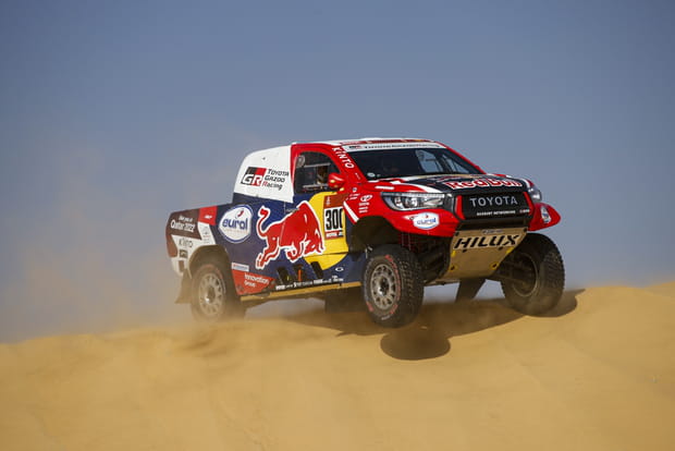 Al-Attiyah et Peterhansel reprennent du retard sur Sainz