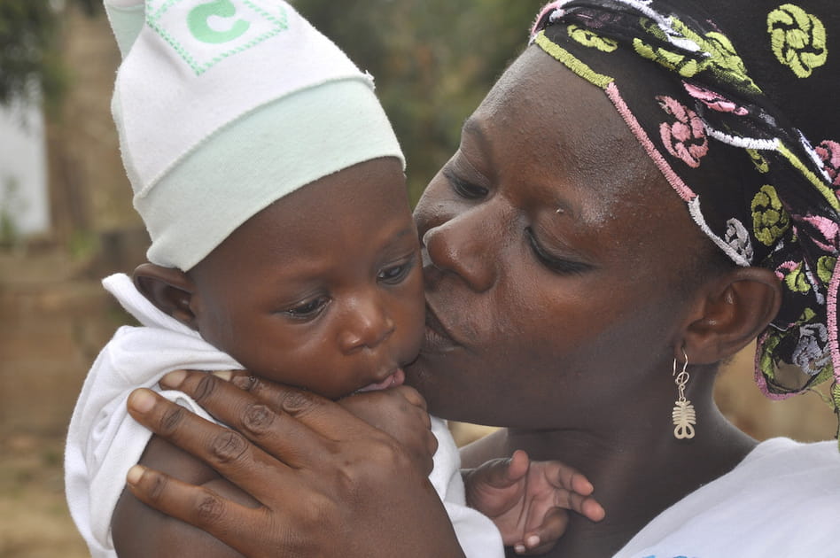 Nigeria : ne pas embrasser un b&eacute;b&eacute; sur la bouche
