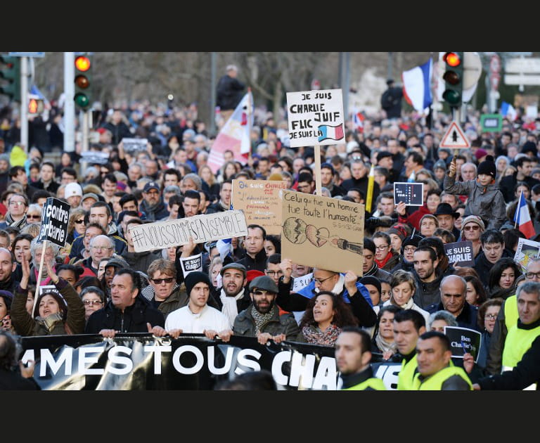 Strasbourg : je suis Charlie, flic, Juif, je suis l&agrave;