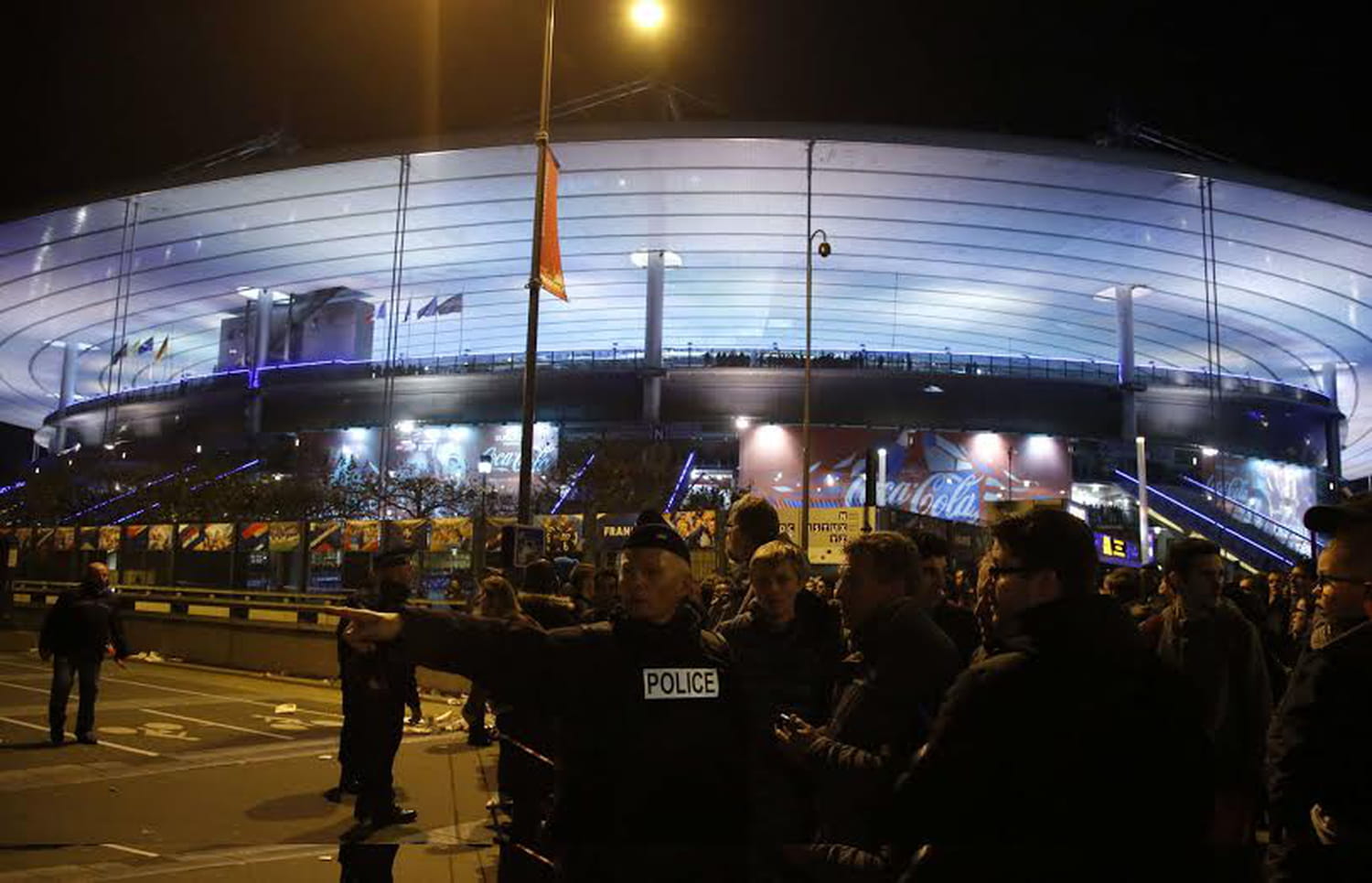 Attaques à Paris : le plan macabre de sept terroristes se précise