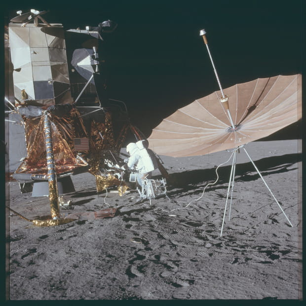 Apollo 12 : sonde et échantillons