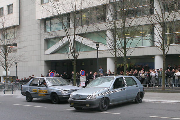 Sécurité routière : simulation d'accidents à Courbevoie