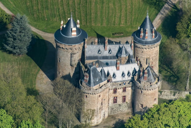 Le château de Combourg et son fantôme à jambe de bois