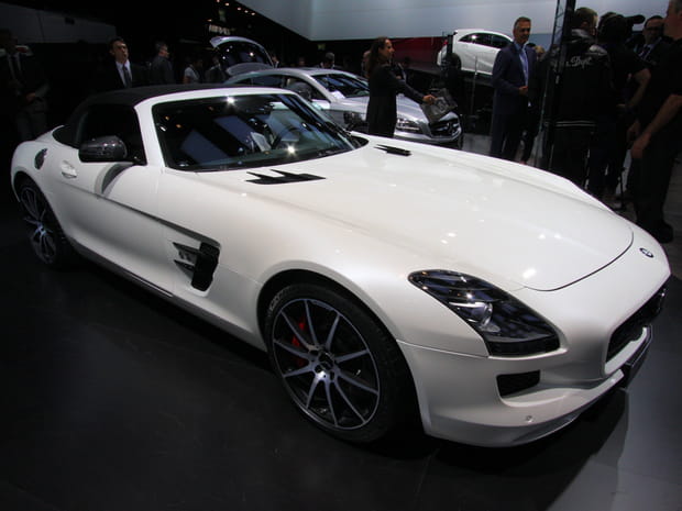 Mercedes SLS AMG GT Roadster