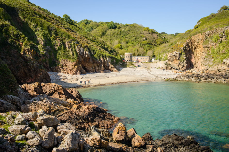Petit Bot Bay