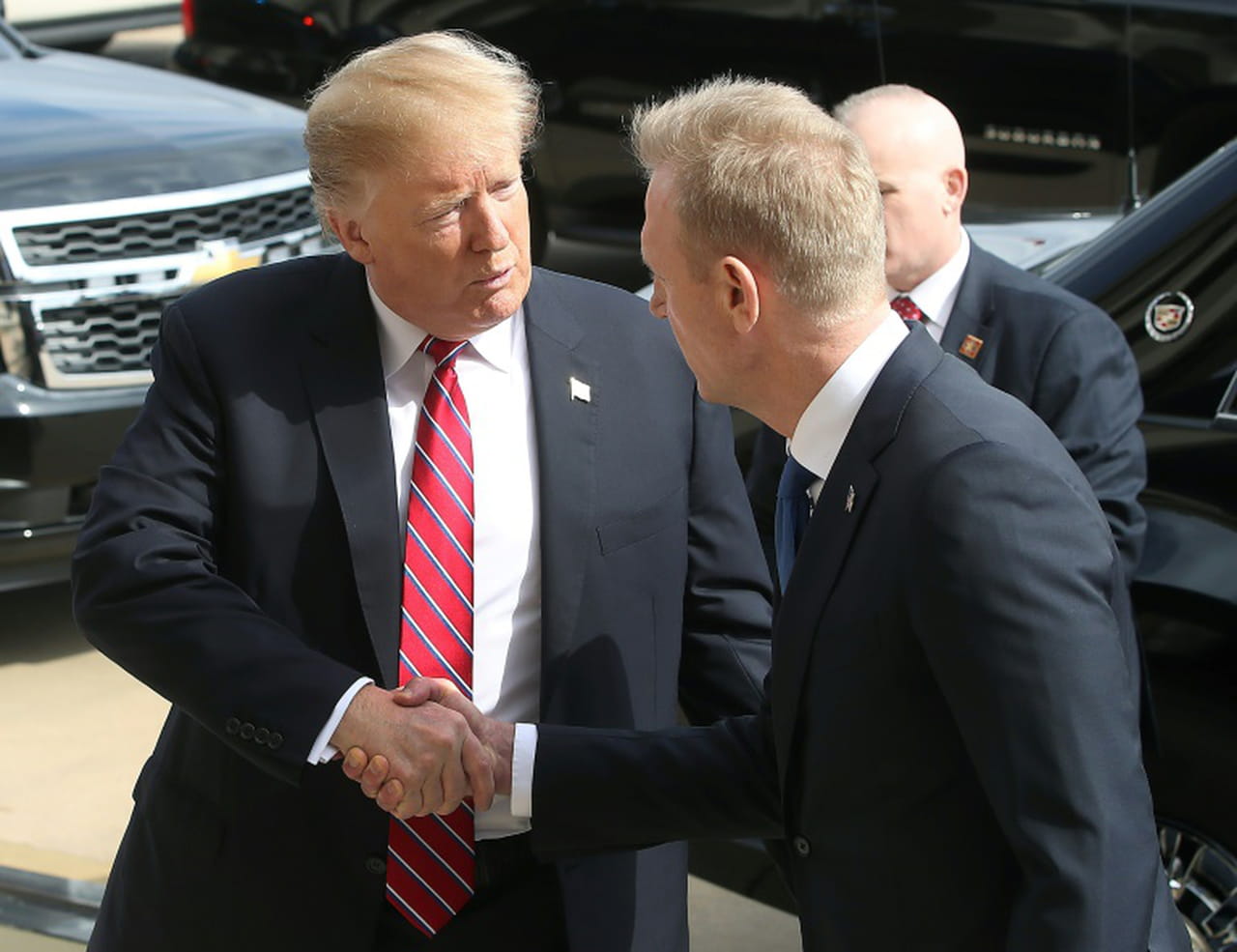 Trump contraint de changer de ministre de la Défense en pleine tension avec l'Iran