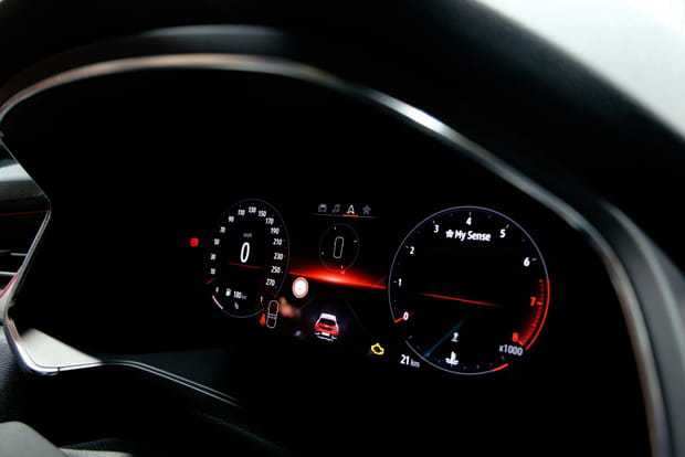 Le combiné d'instrumentation du Captur passe au tout numérique