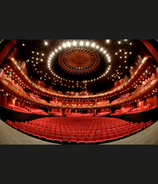 Une salle d'op&eacute;ra de 1&nbsp;500&nbsp;places