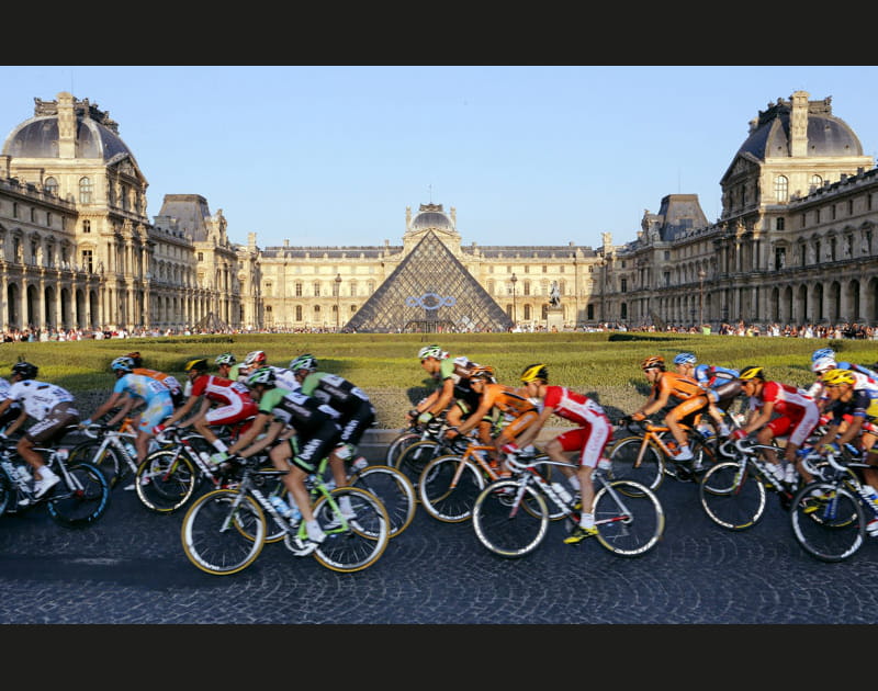 La pyramide du Louvre