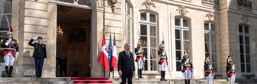 Nouveau gouvernement&nbsp;: Bayrou bient&ocirc;t remplac&eacute;&nbsp;? Quelles options pour Macron&nbsp;?