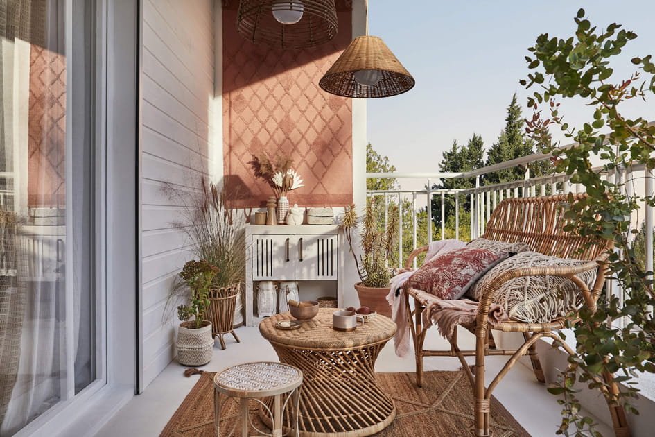 Des petites tables d'appoint &agrave; mixer
