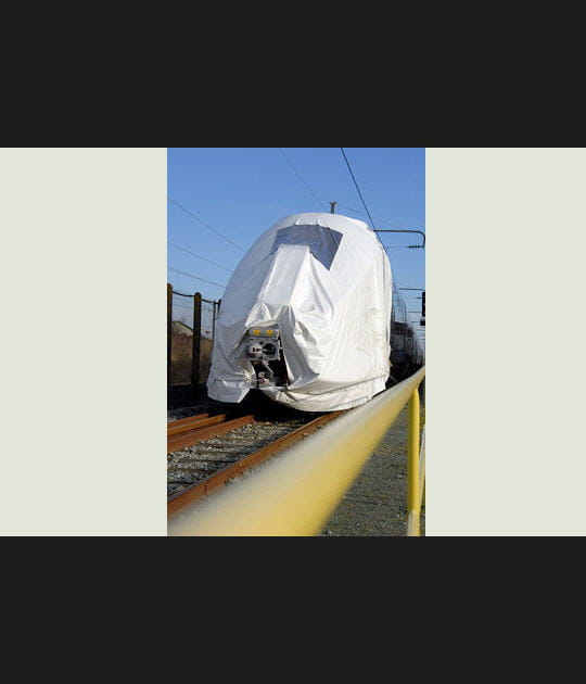Train fant&ocirc;me