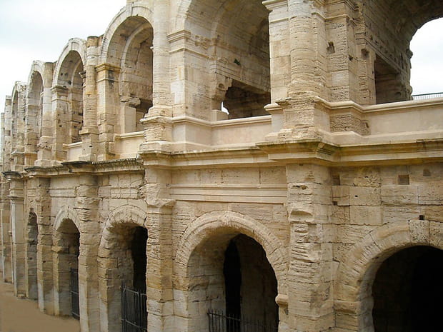 Les Arènes d'Arles, haut-lieu de la vie arlésienne