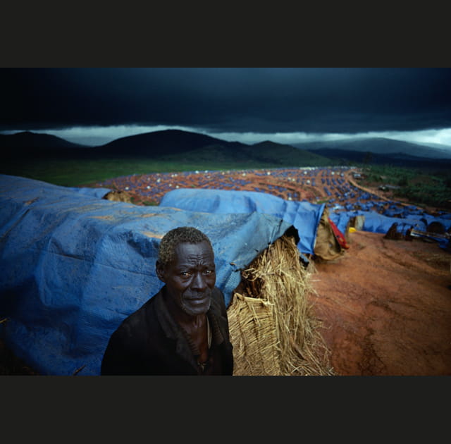 Burundi, sur les berges du Lac Cyhoha, 1994