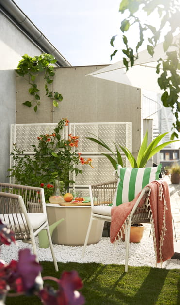 Un mini salon d'ext&eacute;rieur vraiment styl&eacute;