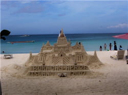 qu'est-ce qu'une plage sans son château de sable ?