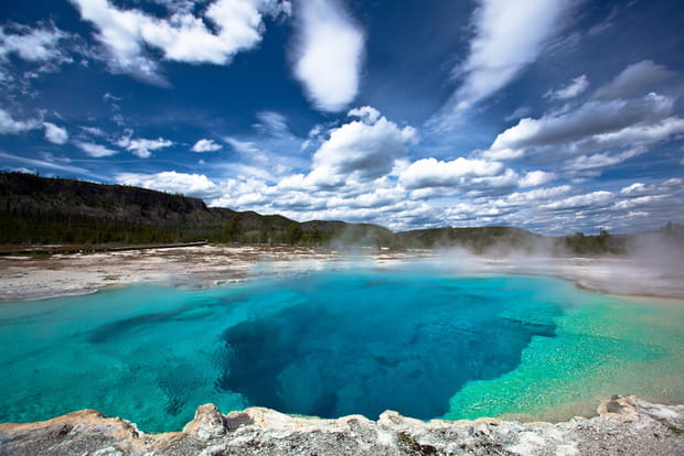 A Yellowstone, trou d'eau claire