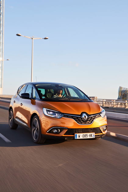 Renault Sc&eacute;nic&nbsp;: 229&nbsp;euros par mois