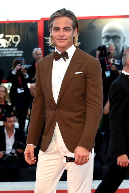 Chris Pine r&eacute;pond aux rumeurs de crachat